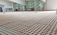 Die Variotherm Fußbodenheizung ist schlank im Aufbau und sehr reaktionsschnell - im Handumdrehen warm!