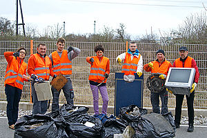 Müllsammelaktion von Variotherm in Leobersdorf