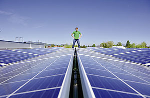 Die Photovoltaik-Anlage am Variotherm-Dach liefert 2.027 Sonnenstunden pro Jahr.