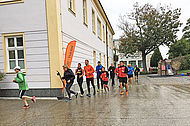 Dem Regen zum Trotz! 49 Variotherm-Sportler liefen trotz schlechtem Wetter beim Rote Nasen Lauf in Leobersdorf.