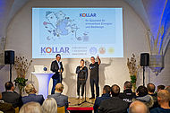 Martin und Maria Kollar hielten eine ergreifende Ansprache zu ihrem Firmenjubiläum. 200 Gäste feierten mit ihnen im Stift Lilienfeld.